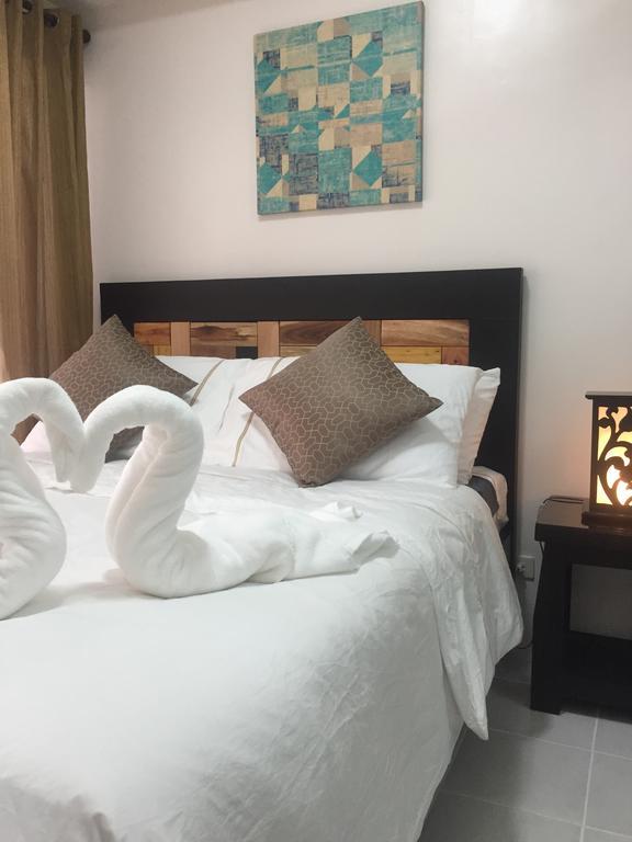 Aaa Condominium تاجيتاي المظهر الخارجي الصورة