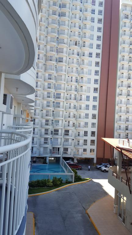 Aaa Condominium تاجيتاي المظهر الخارجي الصورة